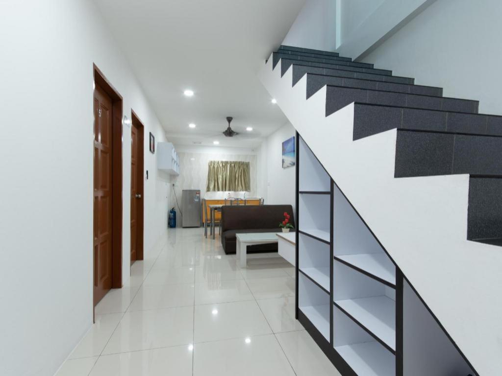 Oyo 44011 Weng Bee Guest House Kota Kinabalu Dış mekan fotoğraf