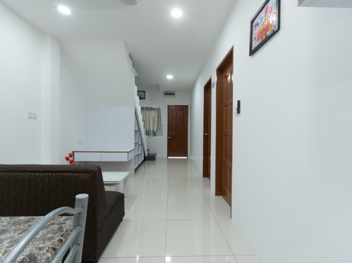 Oyo 44011 Weng Bee Guest House Kota Kinabalu Dış mekan fotoğraf