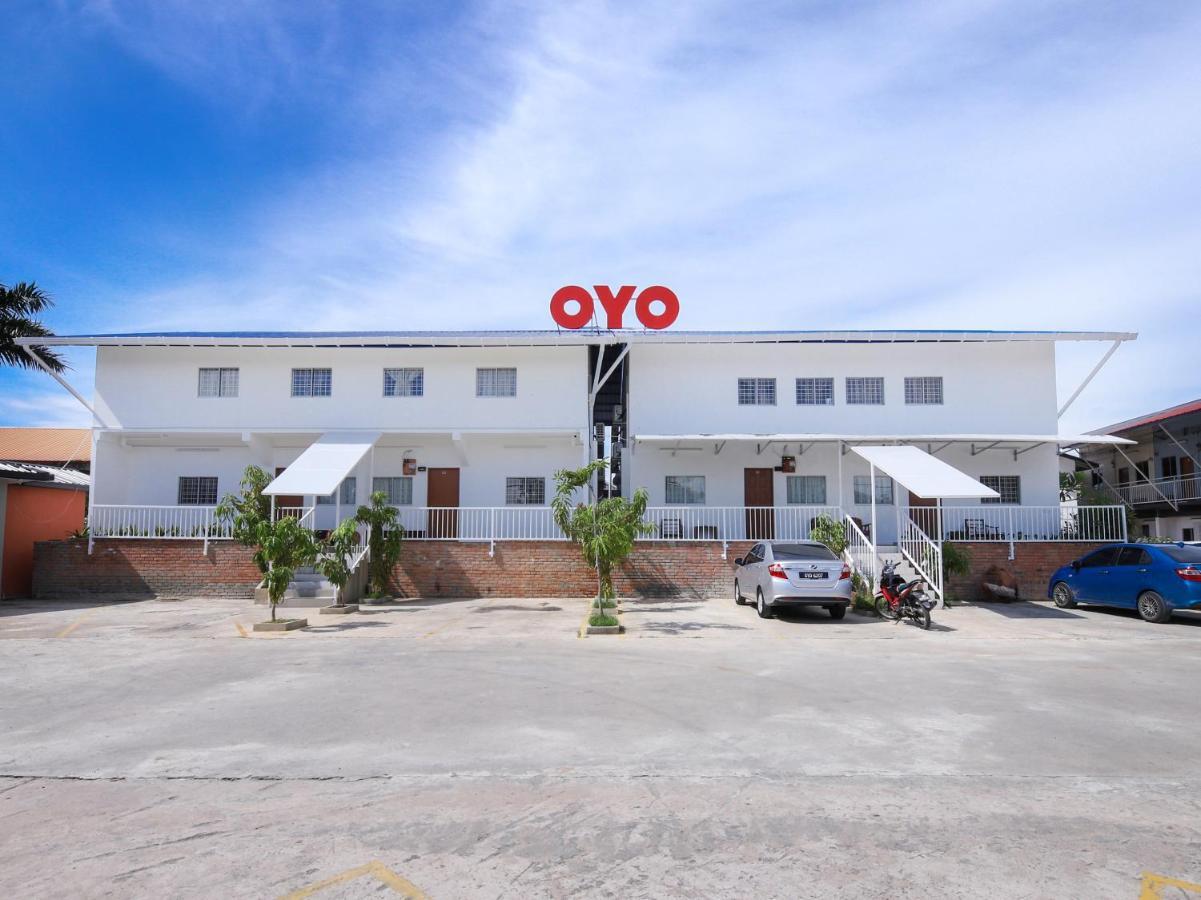 Oyo 44011 Weng Bee Guest House Kota Kinabalu Dış mekan fotoğraf