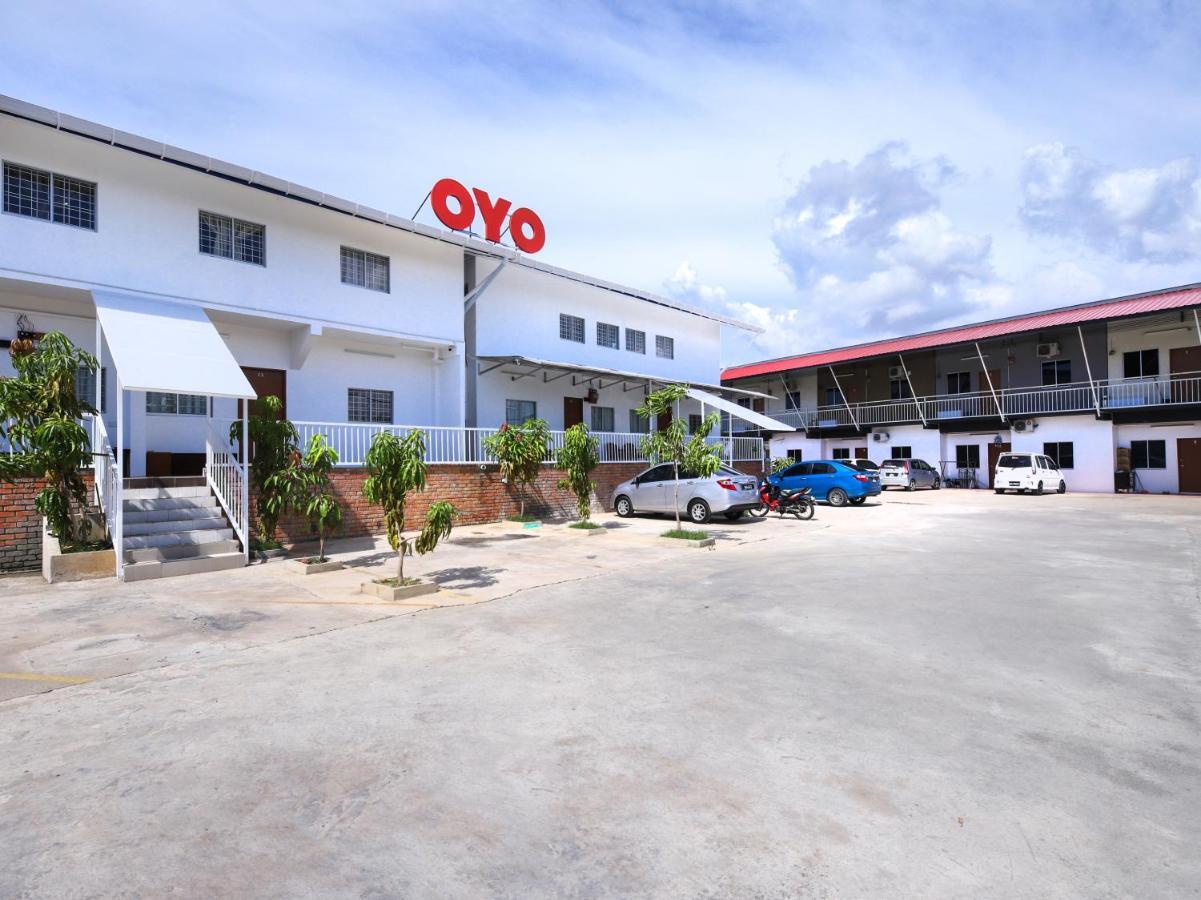 Oyo 44011 Weng Bee Guest House Kota Kinabalu Dış mekan fotoğraf